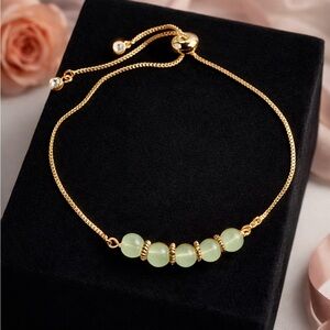Elegant Gold and Green Beaded Bracelet